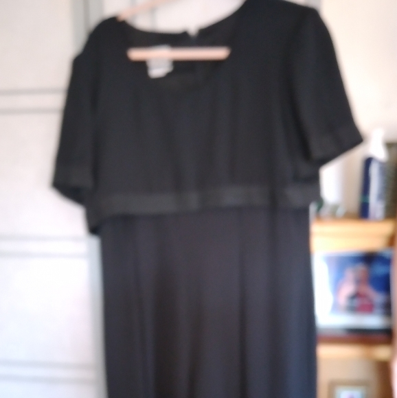 Beautiful jumpsuit - Picture 2 of 3